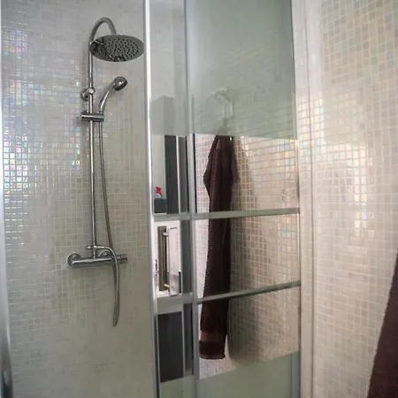 빌라 Le Clos Sarrafont Nages-et-Solorgues
